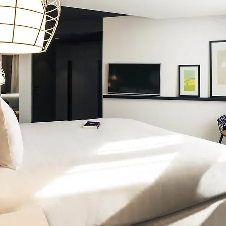 Mercure Valence-3